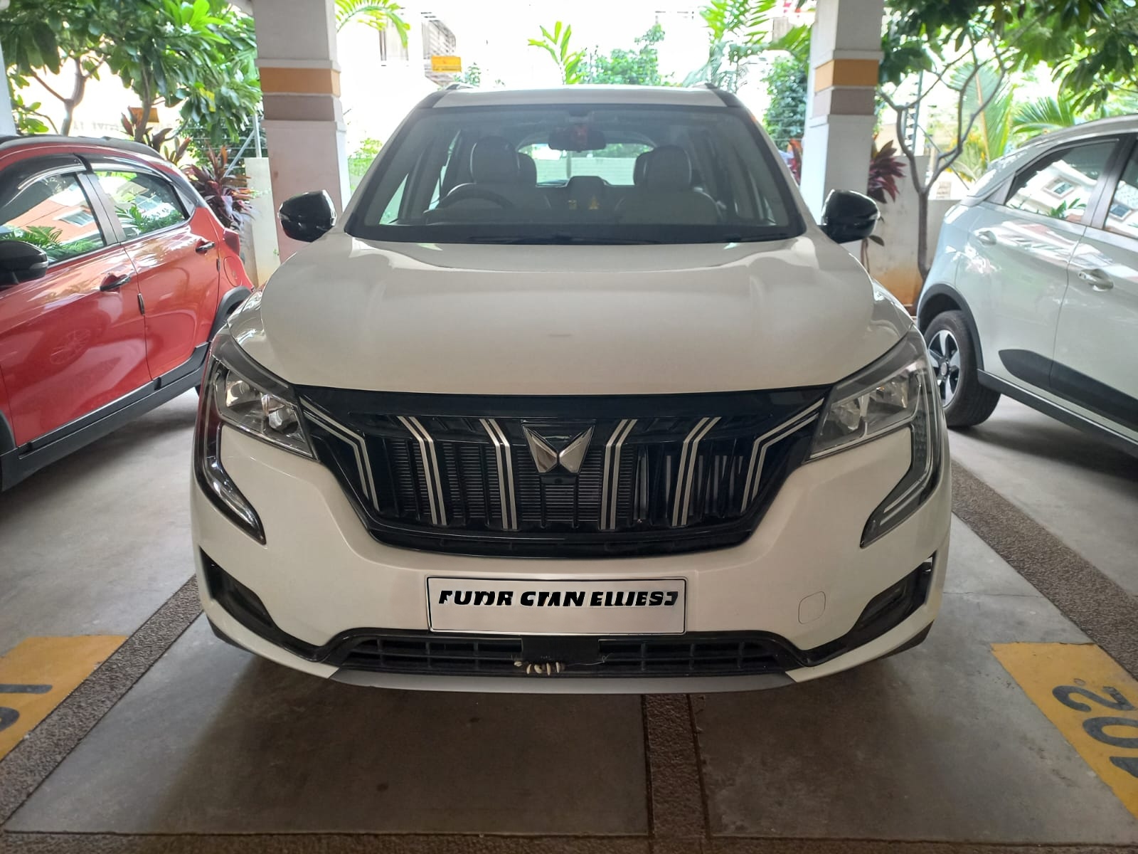 KD Travels premium SUV taxi on Hyderabad road